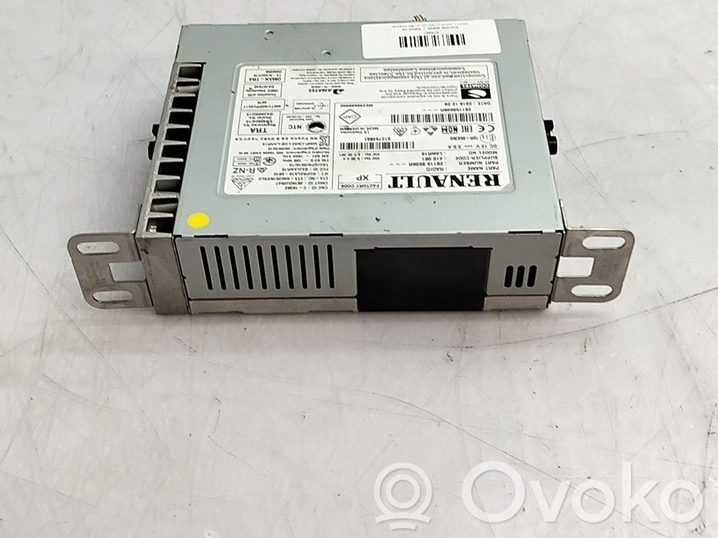 Renault Megane IV Panel / Radioodtwarzacz CD/DVD/GPS 