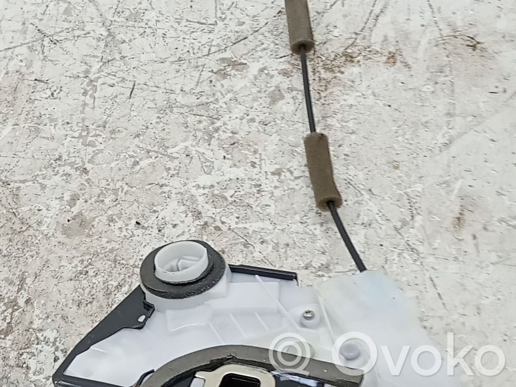 Toyota Yaris Etuoven lukko 