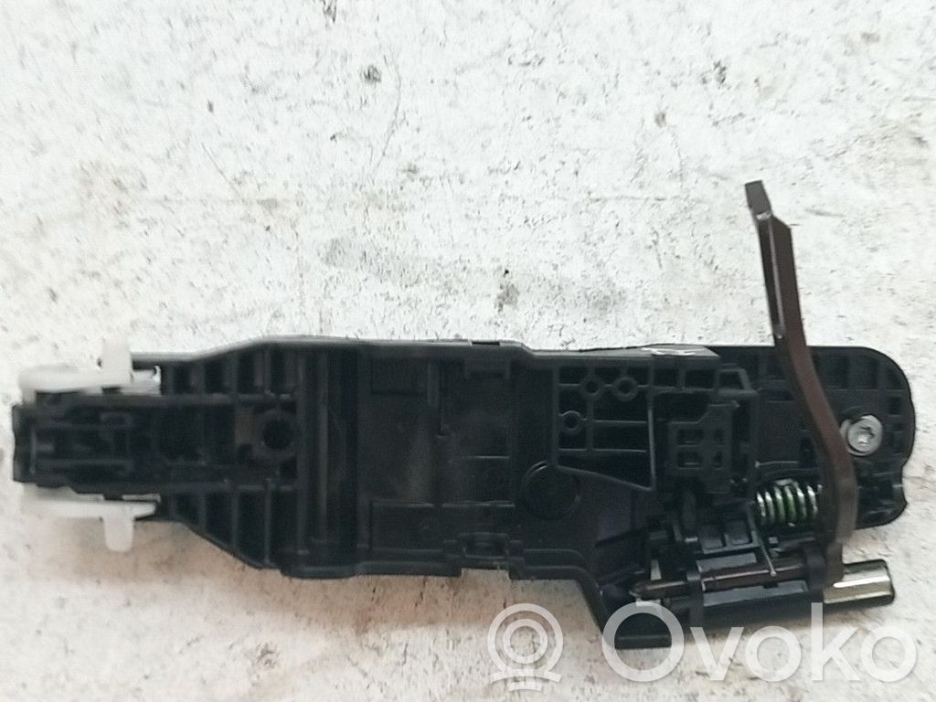 Manecilla externa puerta trasera   69204K0020,6921102934