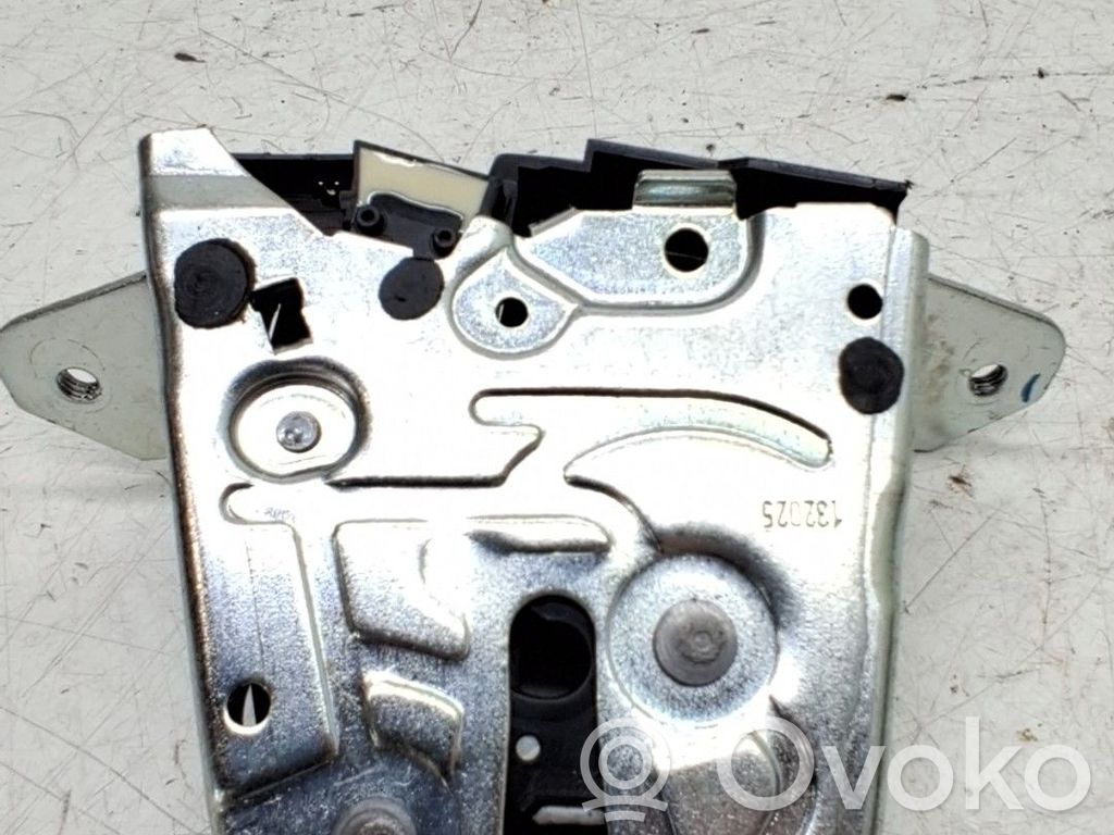 Mercedes-Benz A W177 Zamek klapy tylnej bagażnika 