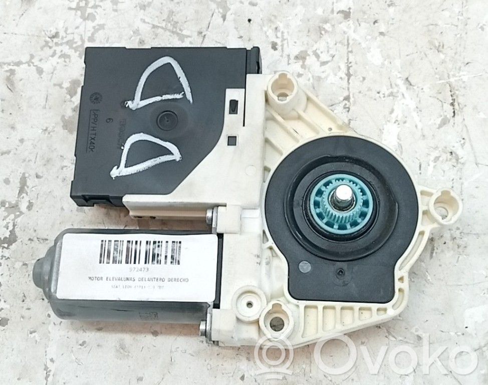 Motor del regulador de la ventanilla de la puerta delantera   1T0959702L