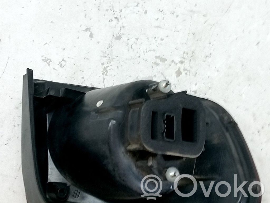 Volkswagen Golf V Takavalon polttimo 