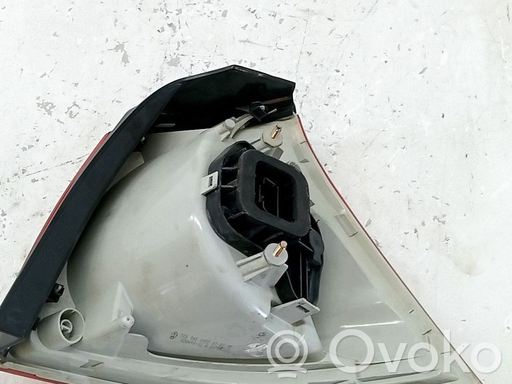 Lámpara de faros/luces traseros   1K6945095AA