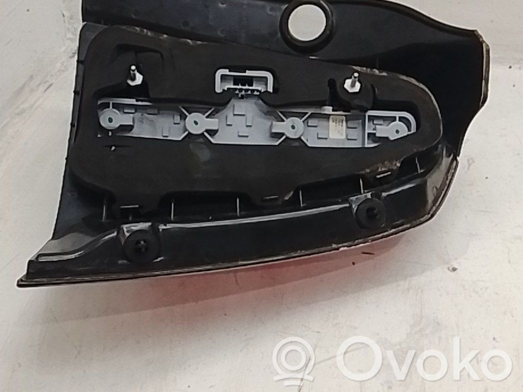 Opel Zafira B Lampada fanale posteriore 