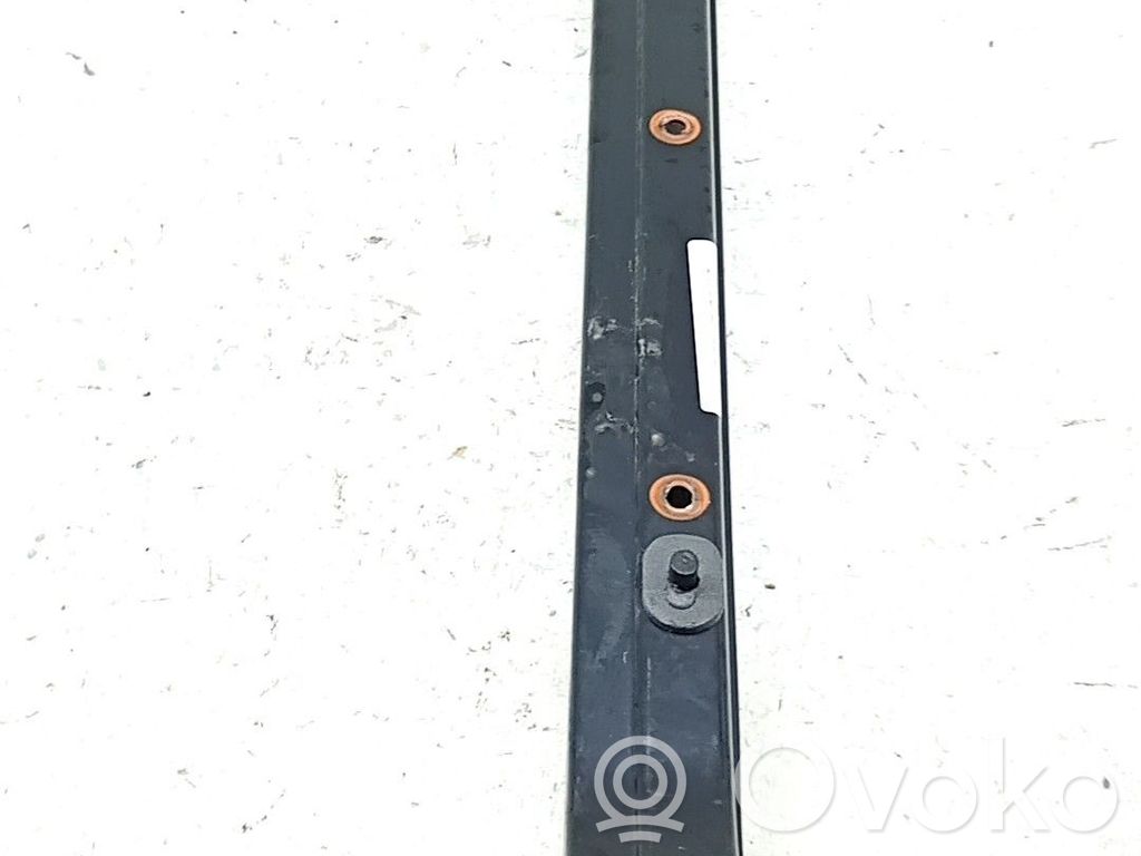 Citroen Berlingo Guía/bisagra rodillo inferior de puerta corredera