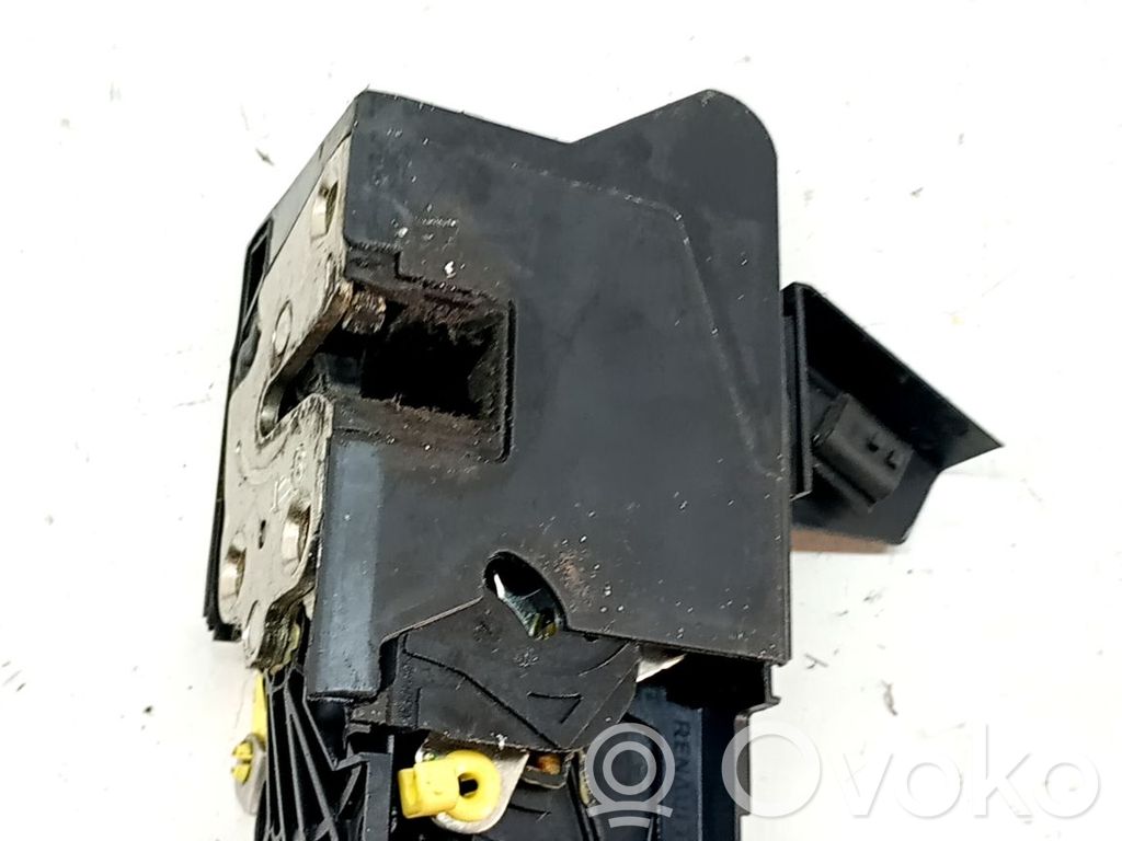 Serrure de porte avant   805032419R