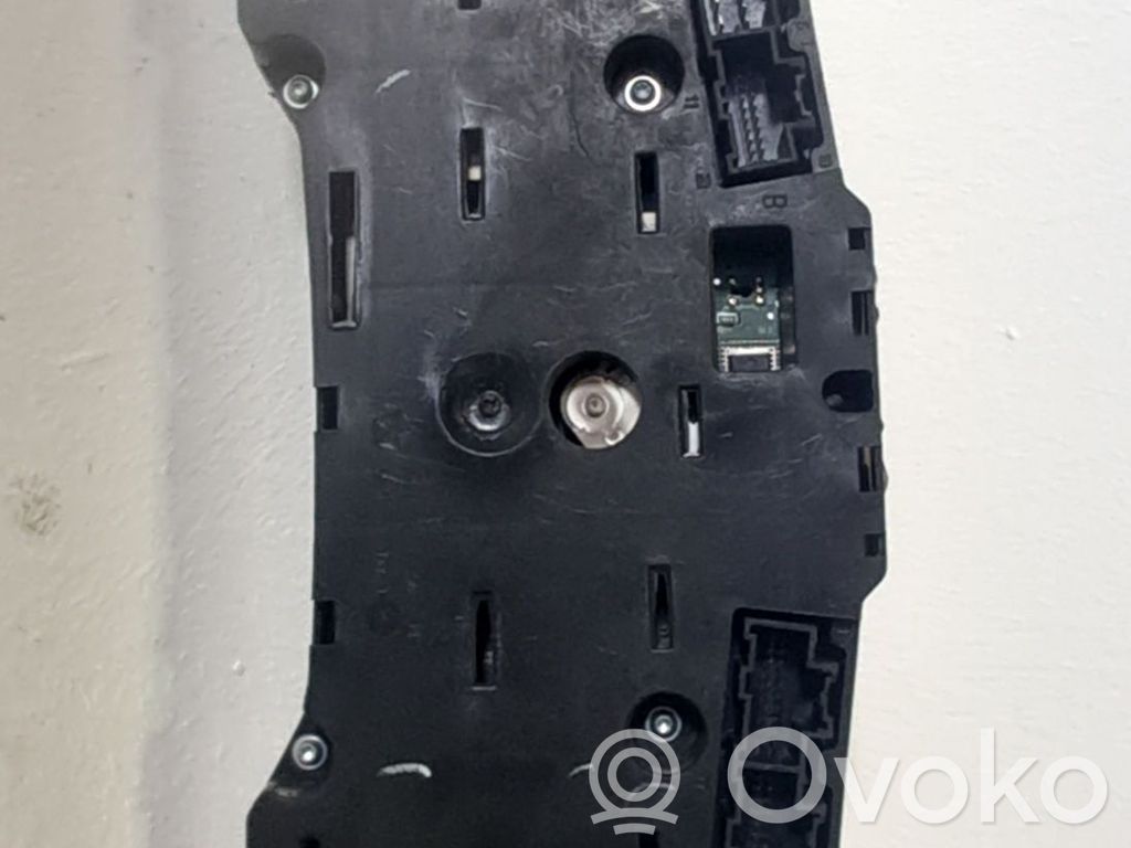 Geschwindigkeitsmesser Cockpit   P04840657AB