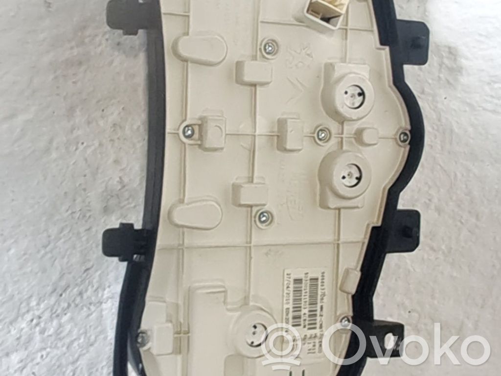 Geschwindigkeitsmesser Cockpit   6103HL
