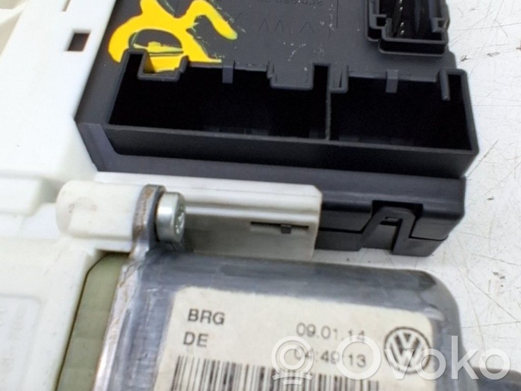 Volkswagen Tiguan Motor macara geam ușă față 