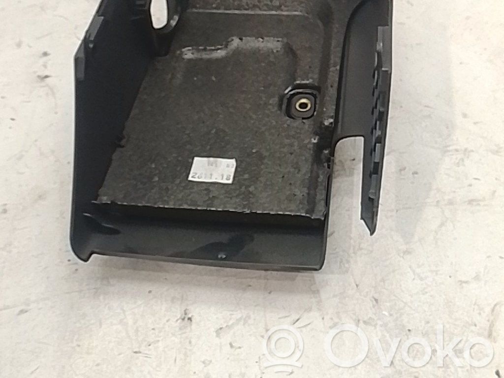 Volkswagen Tiguan Kojelaudan kehys 