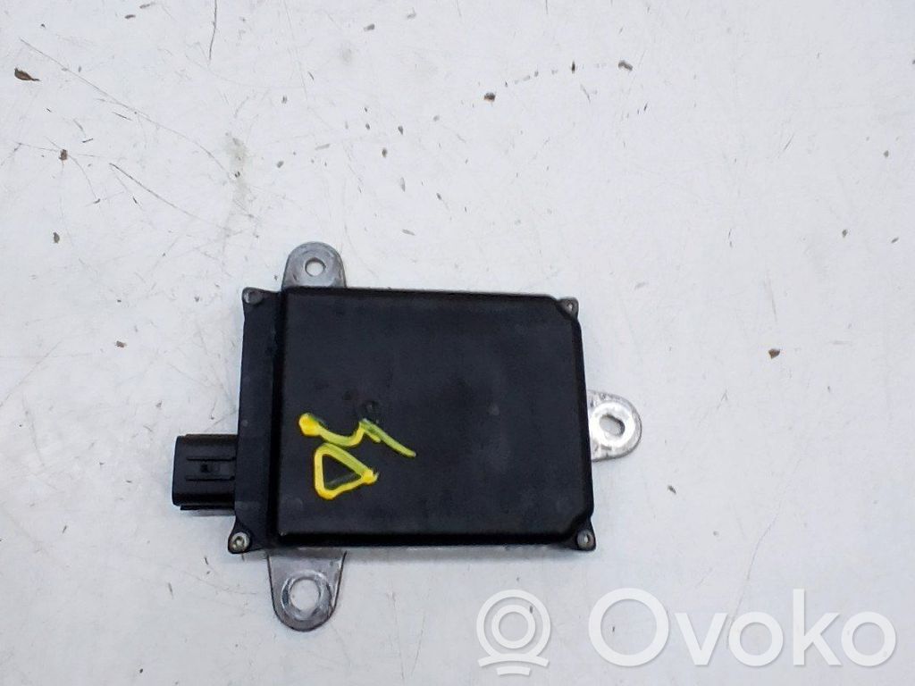 Toyota Land Cruiser (J150) Modulo di controllo del corpo centrale