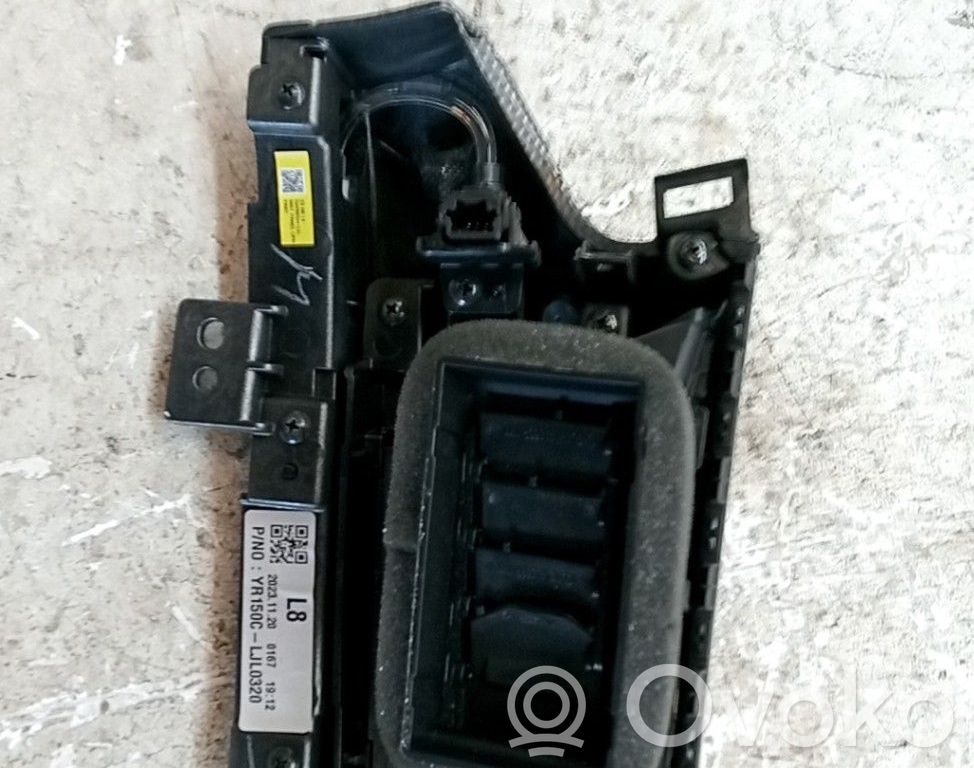 Renault Arkana Ramă grilă ventilație bord 