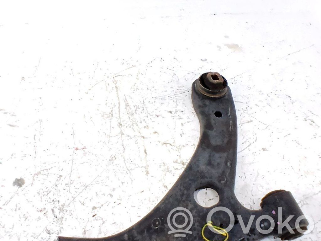 Volvo XC40 Dolny wahacz przedni 