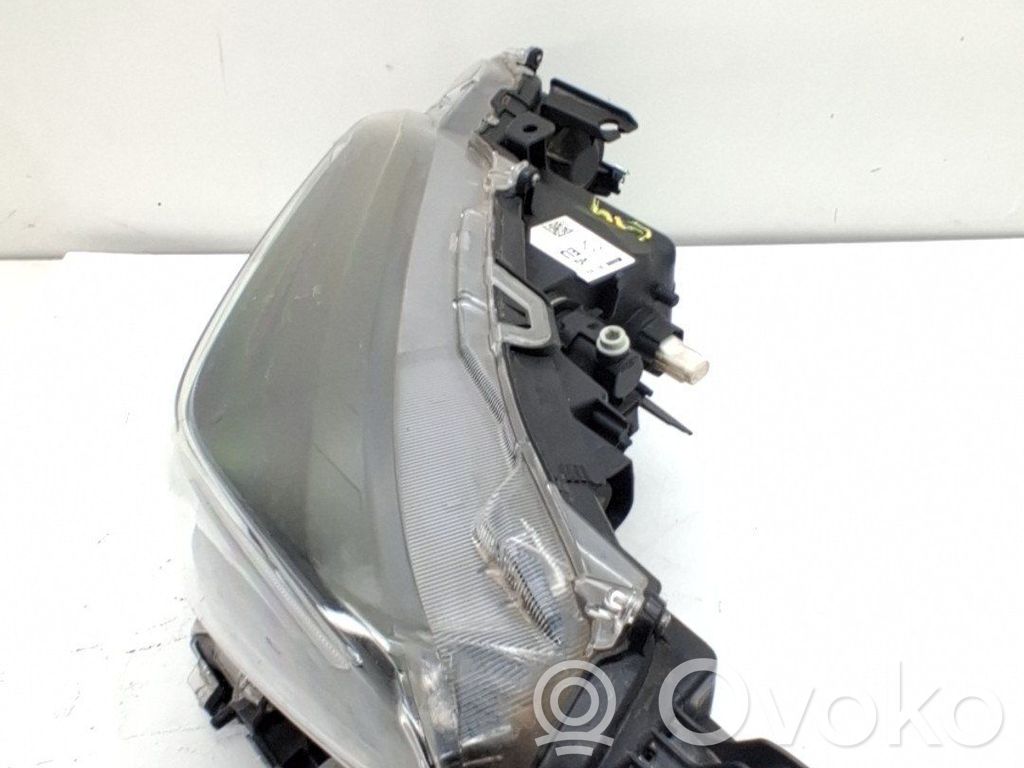 Scheinwerfer   811500DP52
