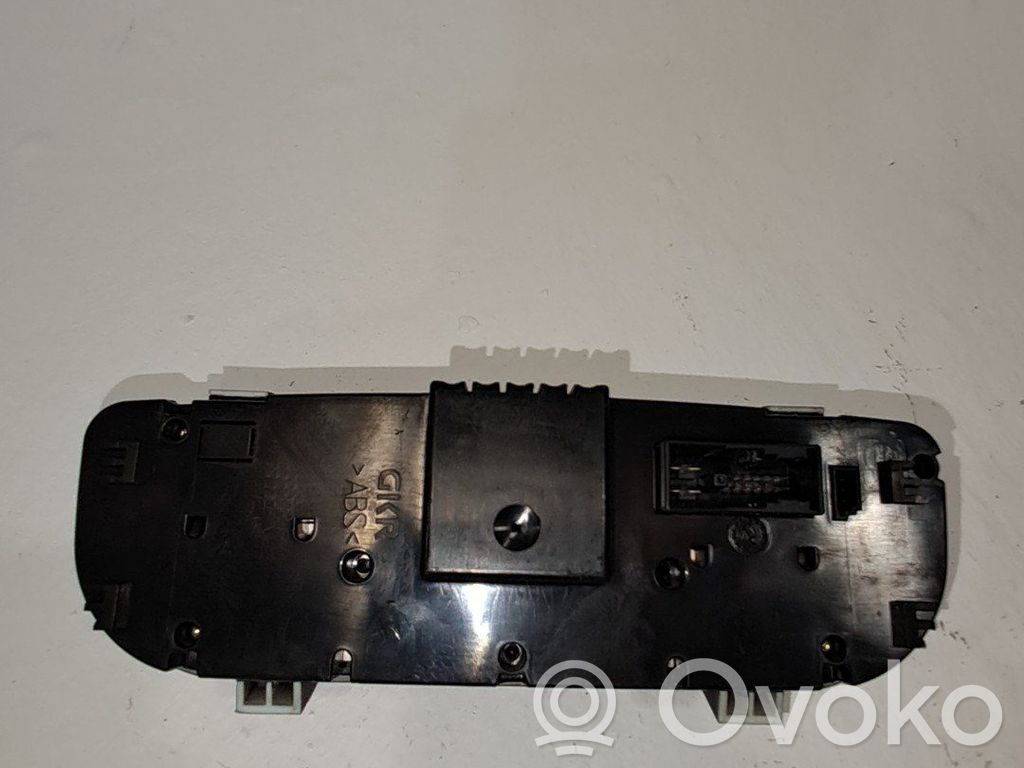 Mercedes-Benz C W203 Panel klimatyzacji