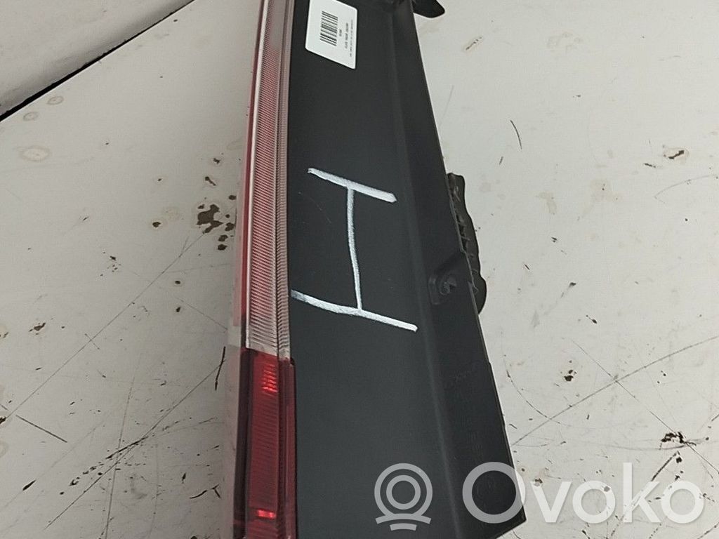 Lámpara de faros/luces traseros   2411271,BK2113405AJ