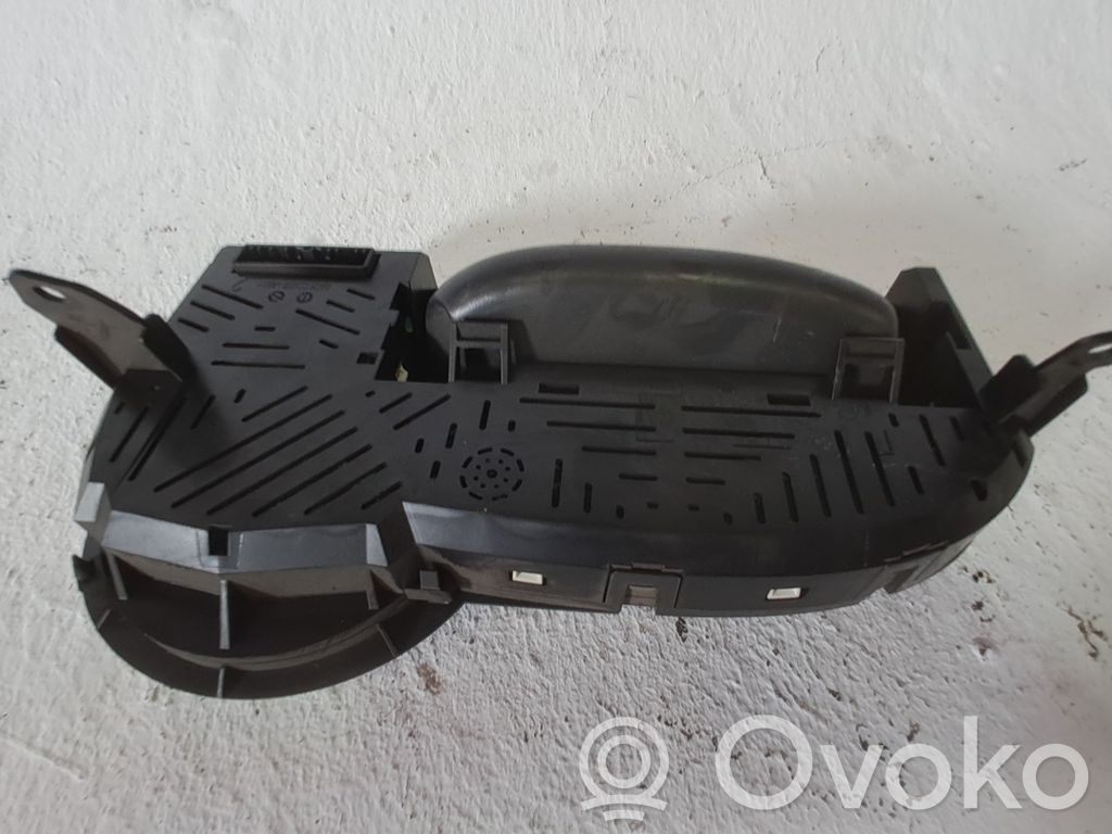 Renault Twingo I Compteur de vitesse tableau de bord 