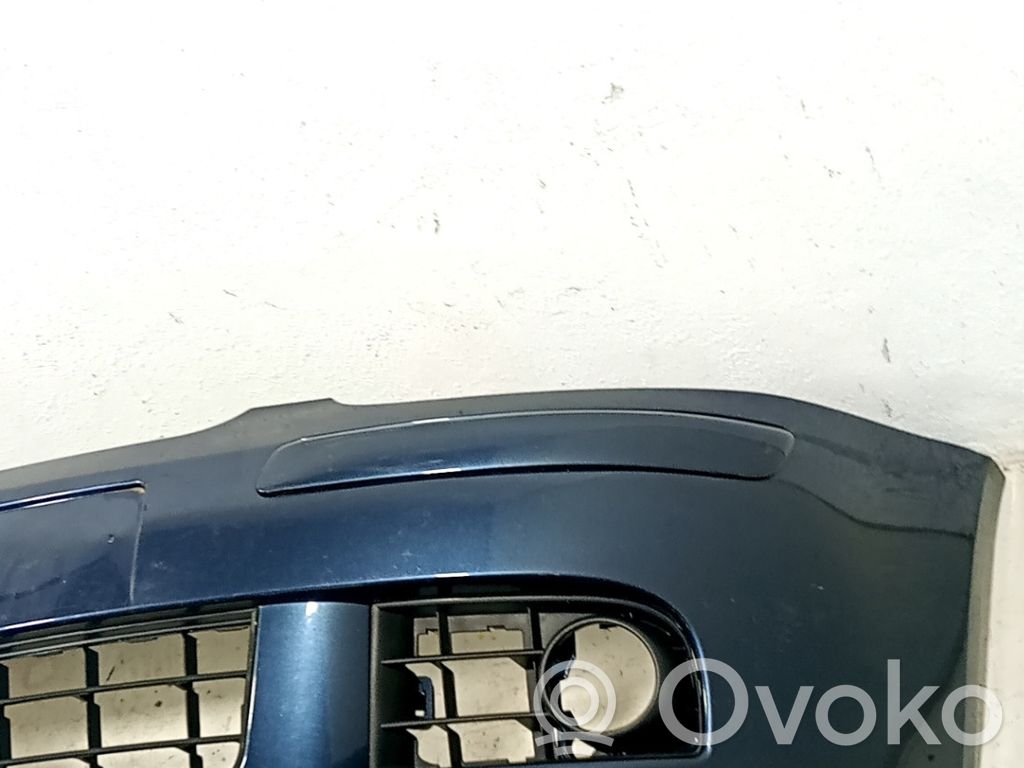 Volkswagen Golf V Pare-choc avant