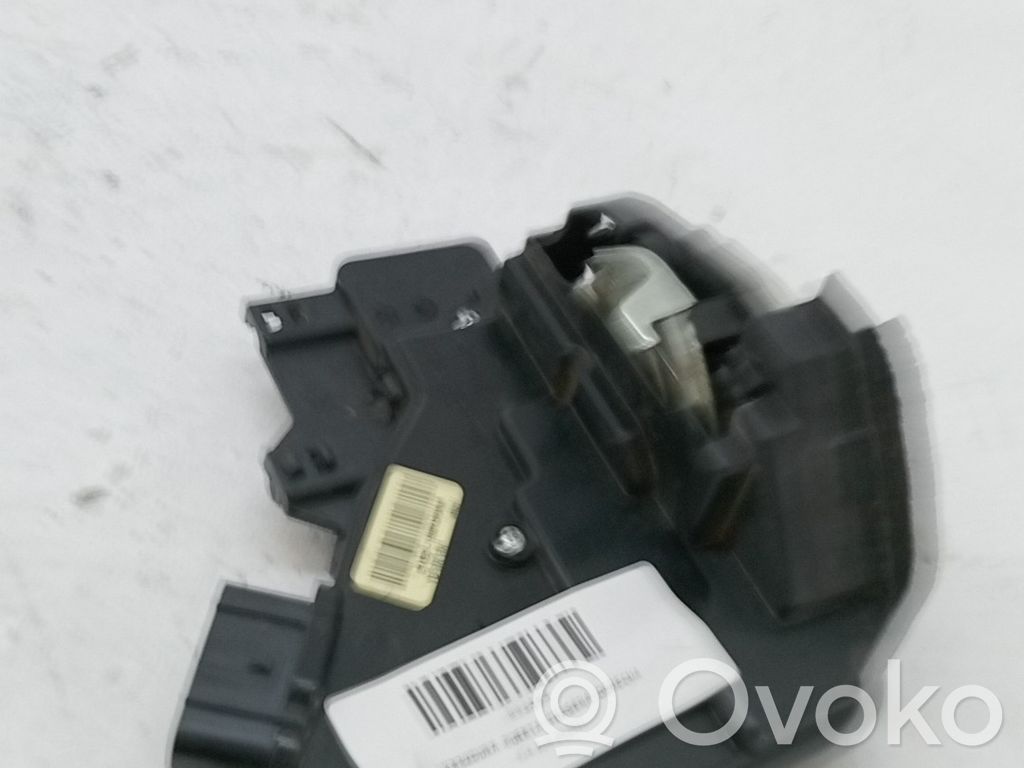 KIA Rio Cerradura de puerta trasera 