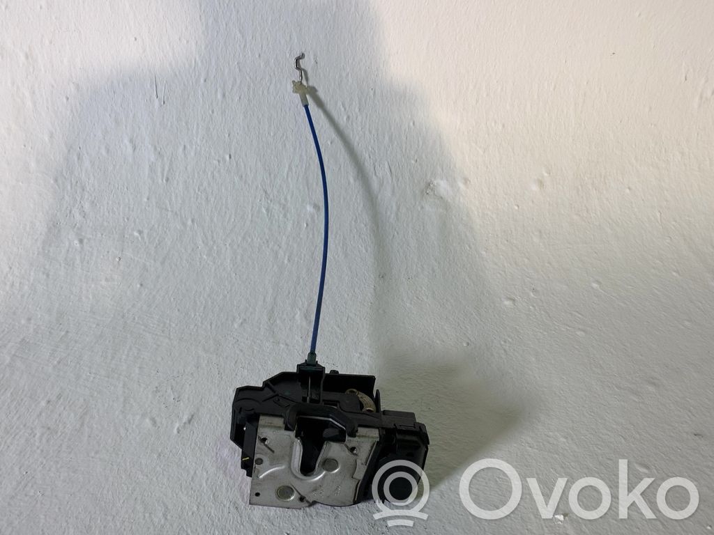 Saab 9-3 Ver1 Priekšpusē slēdzene