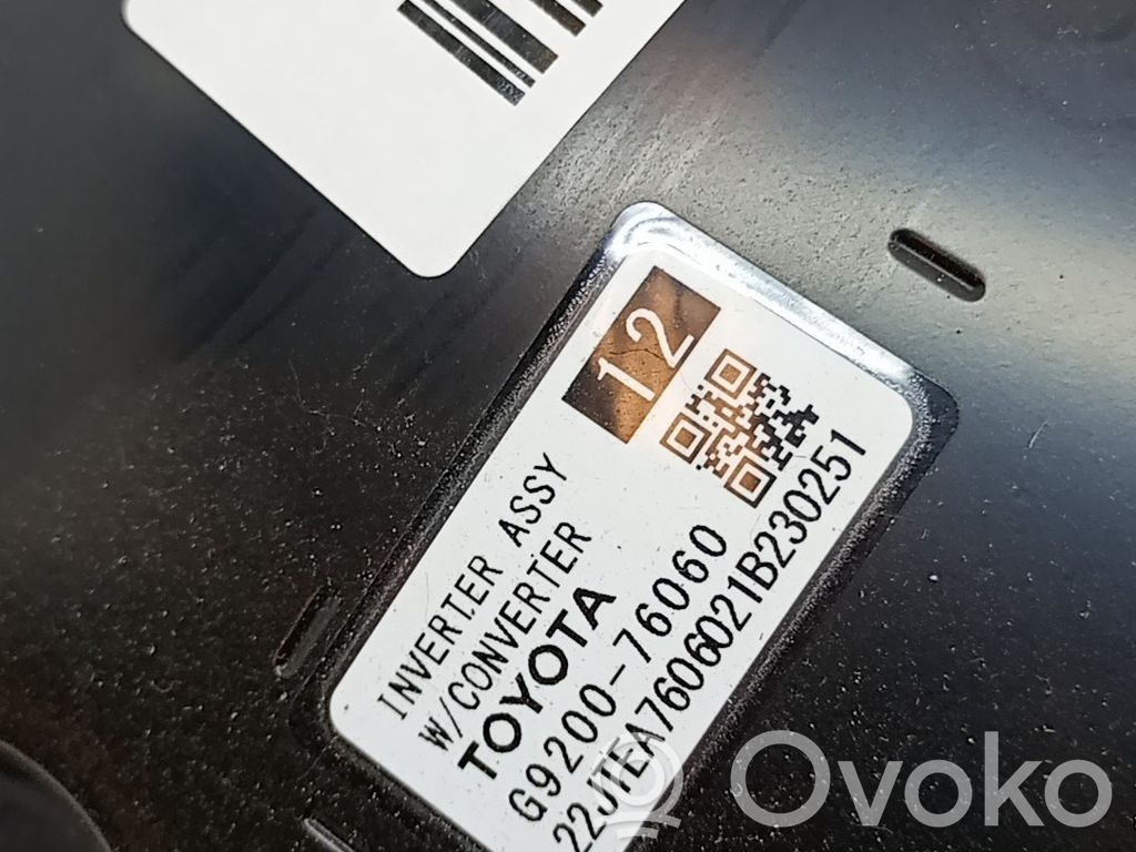 Toyota C-HR I Convertisseur / inversion de tension inverseur 