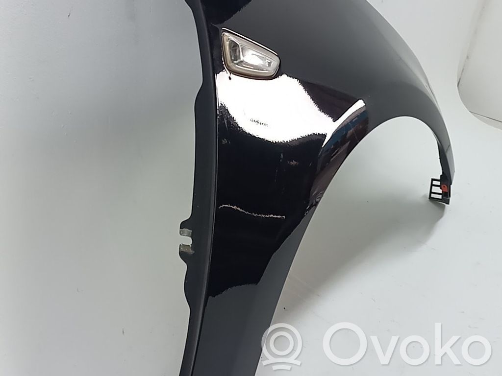 Opel Astra H Arche d'aile avant