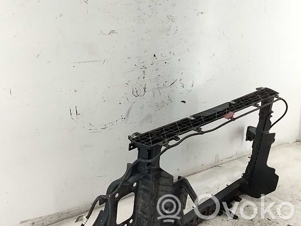 KIA Ceed Staffa di montaggio del radiatore