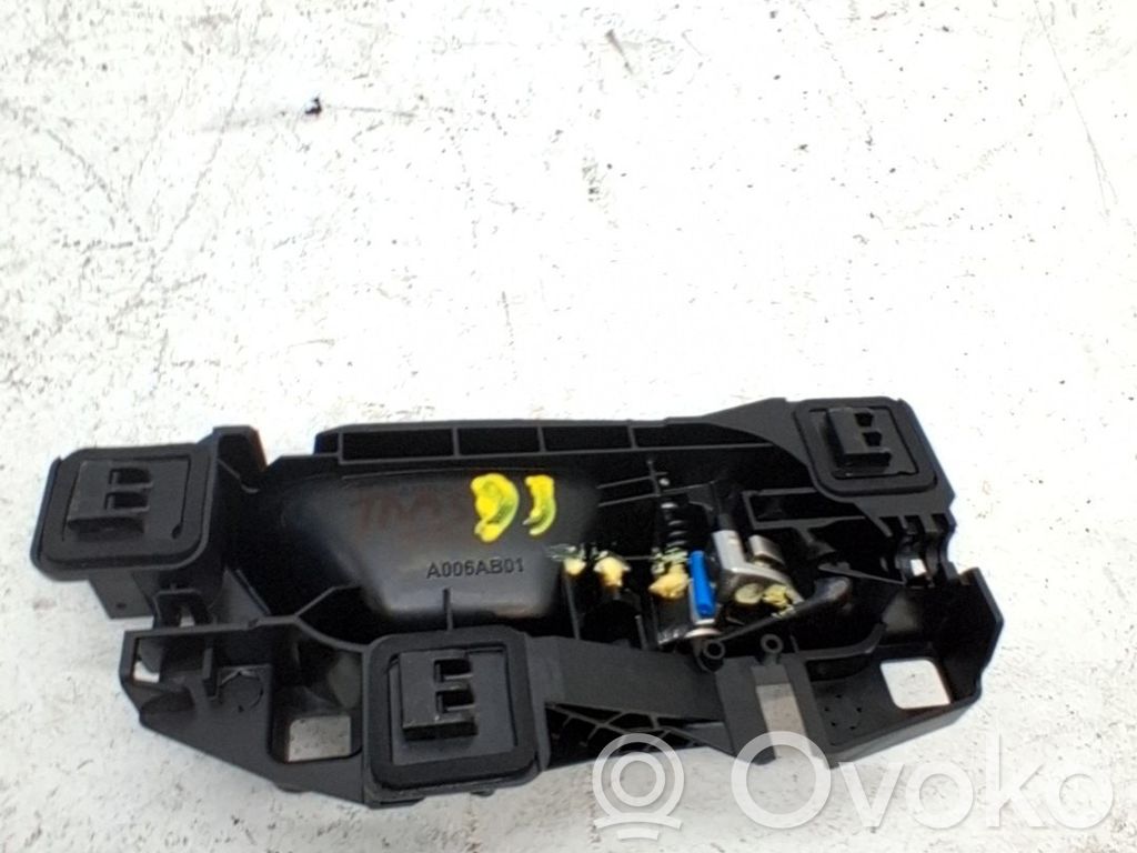 Opel Corsa F Takaoven sisäkahva