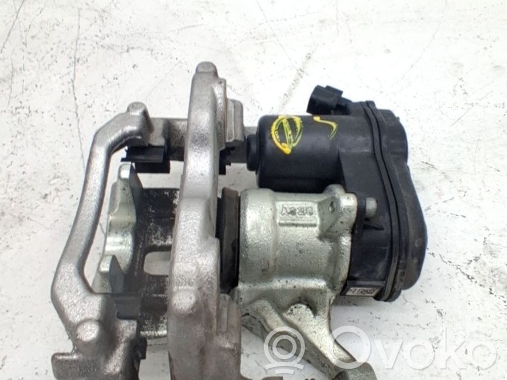 Toyota Yaris Etrier frână spate 