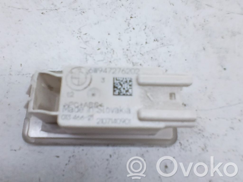 BMW 1 F40 Накладка потолочной консоли освещения 