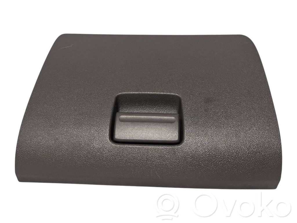 Ford Focus Glove box 