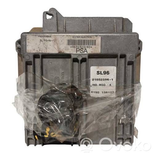 Peugeot 306 Engine control unit/module 