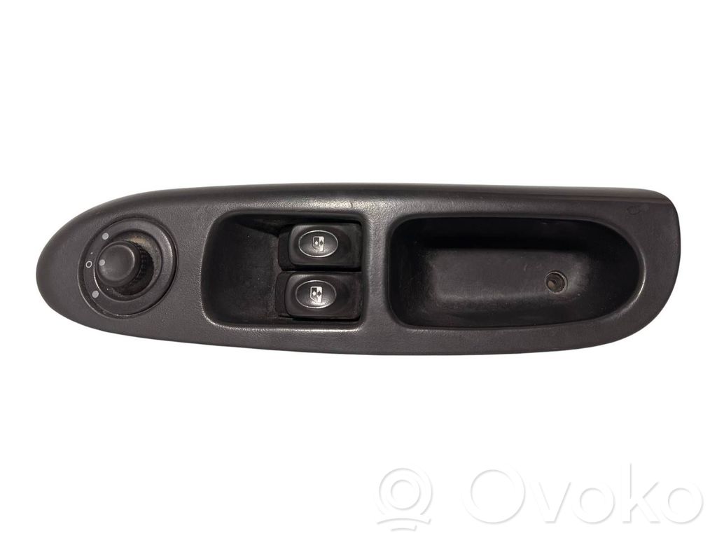 Renault Clio II Electric window control switch 