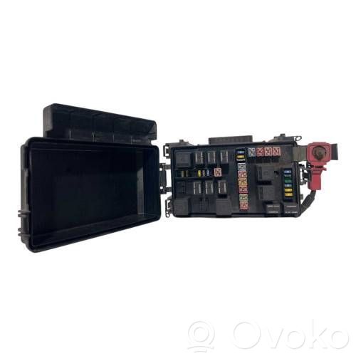 Chrysler 300 - 300C Fuse module 
