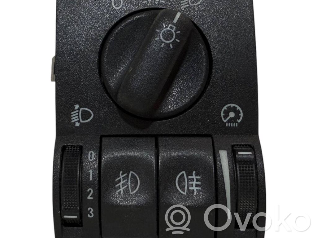 Opel Astra G Interruptor de luz 