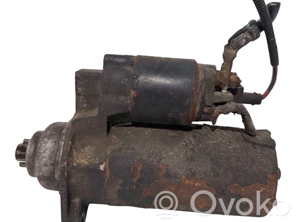 Volkswagen Golf III Starter motor 