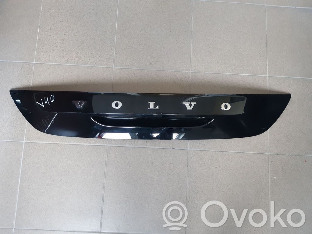 Volvo V40 Tailgate trim 