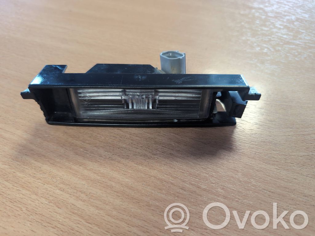 Toyota Auris E180 Éclairage de plaque d'immatriculation 