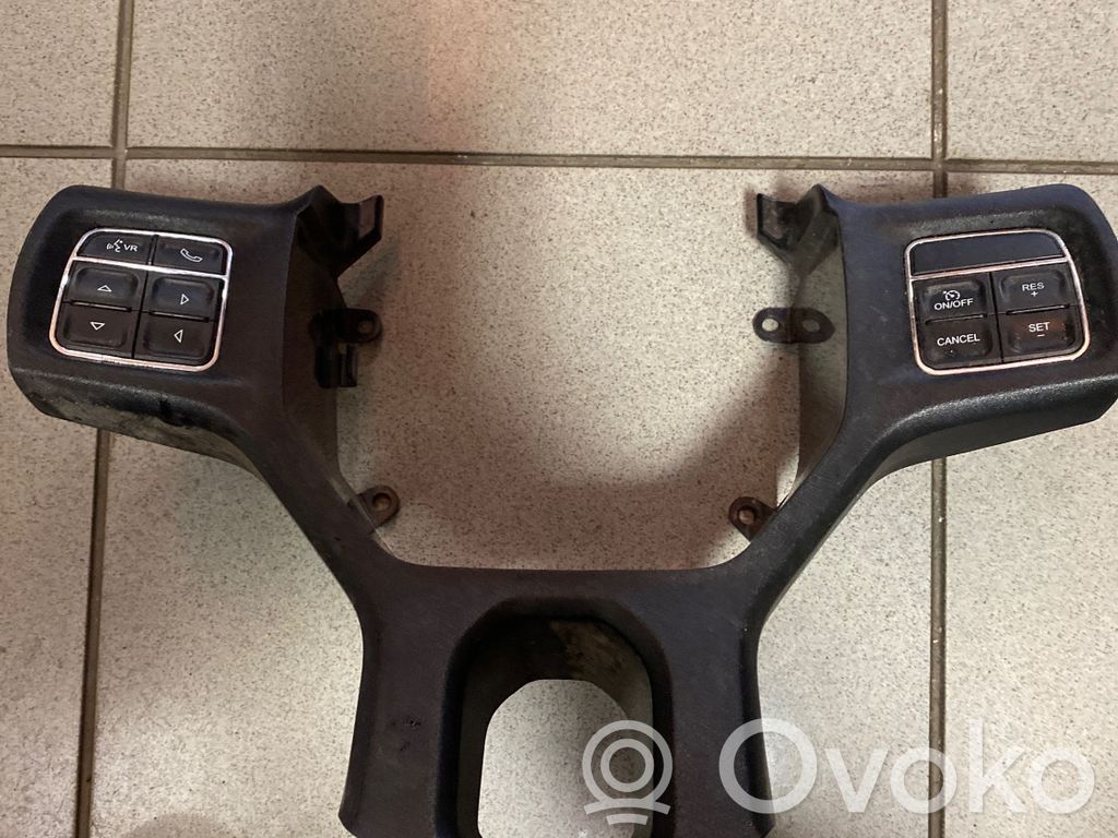 Dodge PickUp RAM SRT-10 Steering wheel trim 