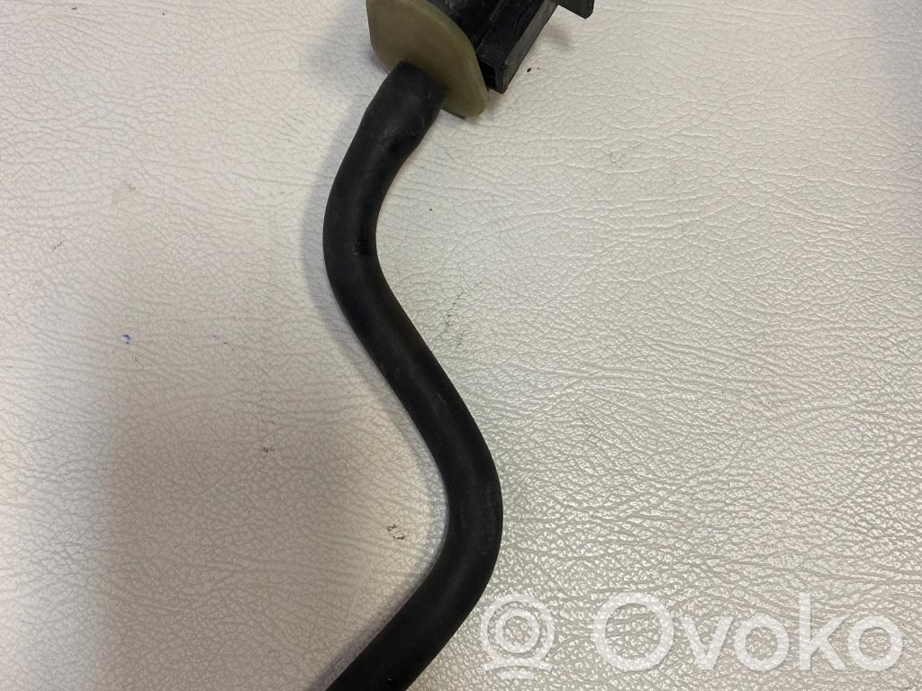 Válvula   04627694AA,3185A118EA