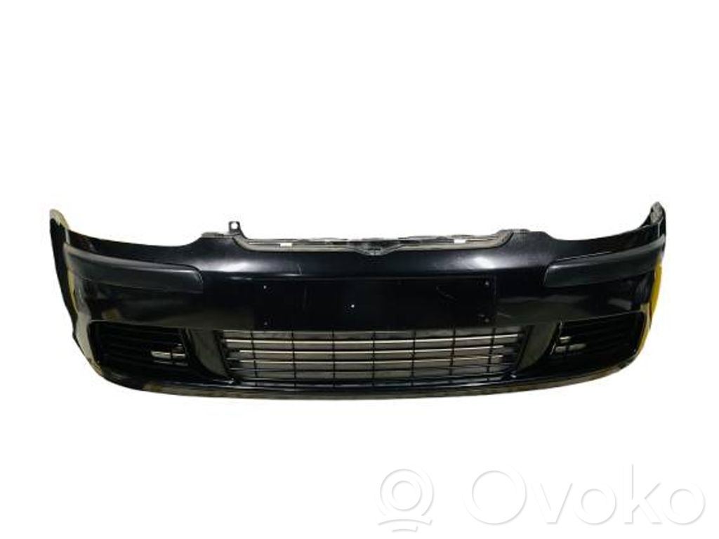Volkswagen Golf V Zderzak przedni 