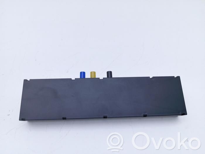 Antenos stiprintuvas   6912817,6912817