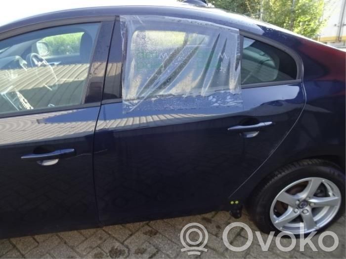 Volvo S60 Galinės durys 