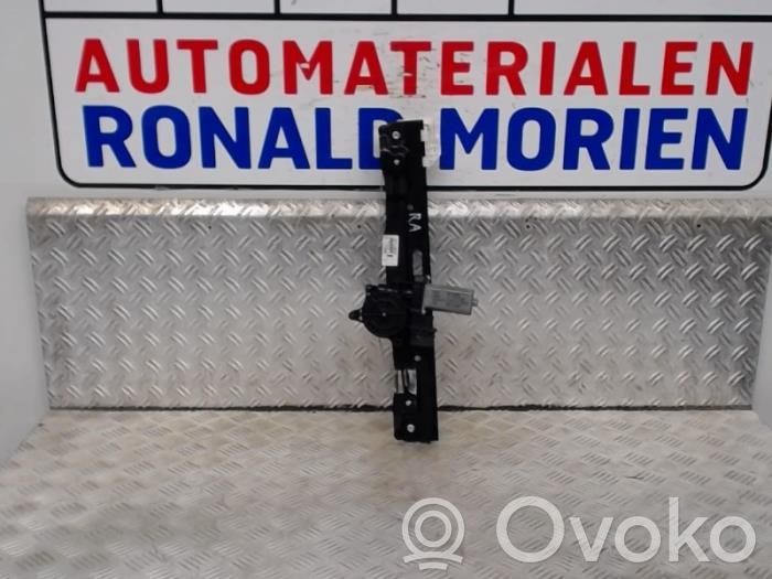 BMW 2 F45 Meccanismo di sollevamento del finestrino posteriore senza motorino 