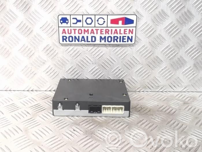 Antenna control unit   39017359