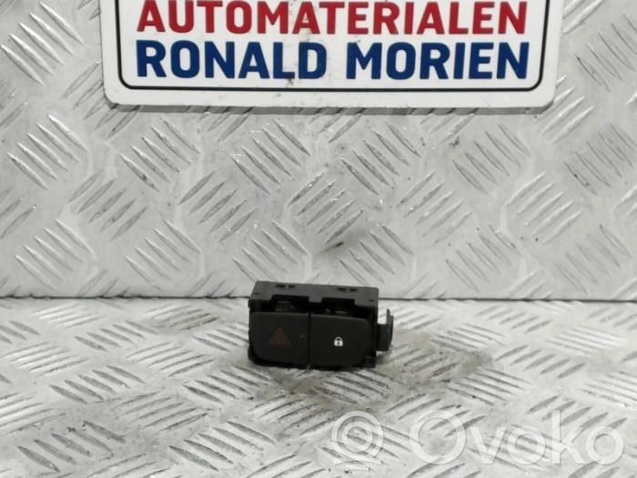 Opel Vivaro Botón interruptor de luz de peligro 