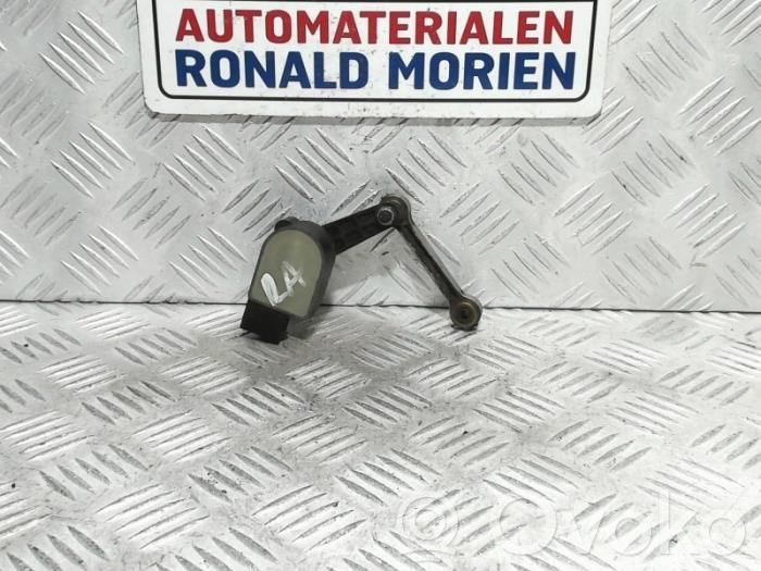 Volkswagen Phaeton Air suspension front height level sensor 