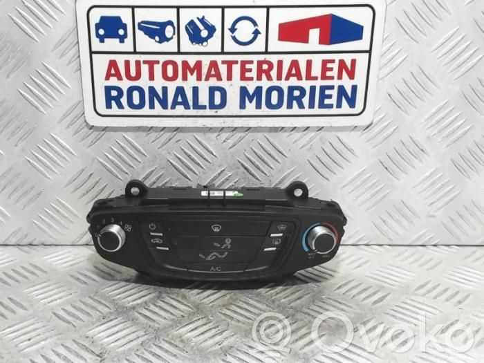 Ford Transit Courier Climate control unit 