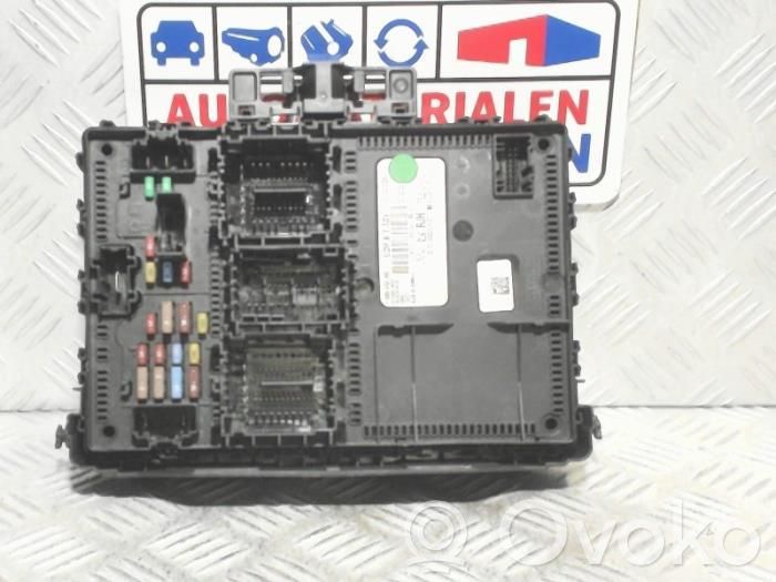 Ford Focus Korin keskiosan ohjainlaite 