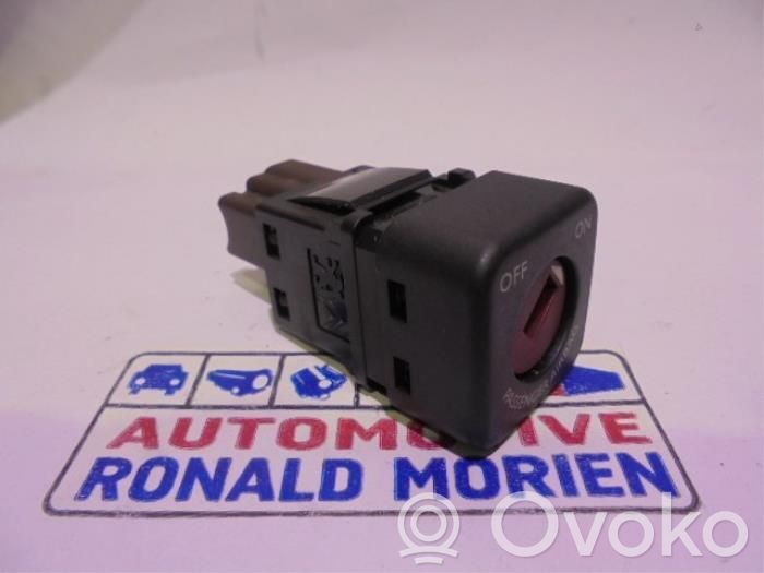 Peugeot 107 Passenger airbag on/off switch 